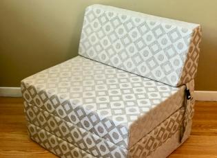 Flip Flop Bed